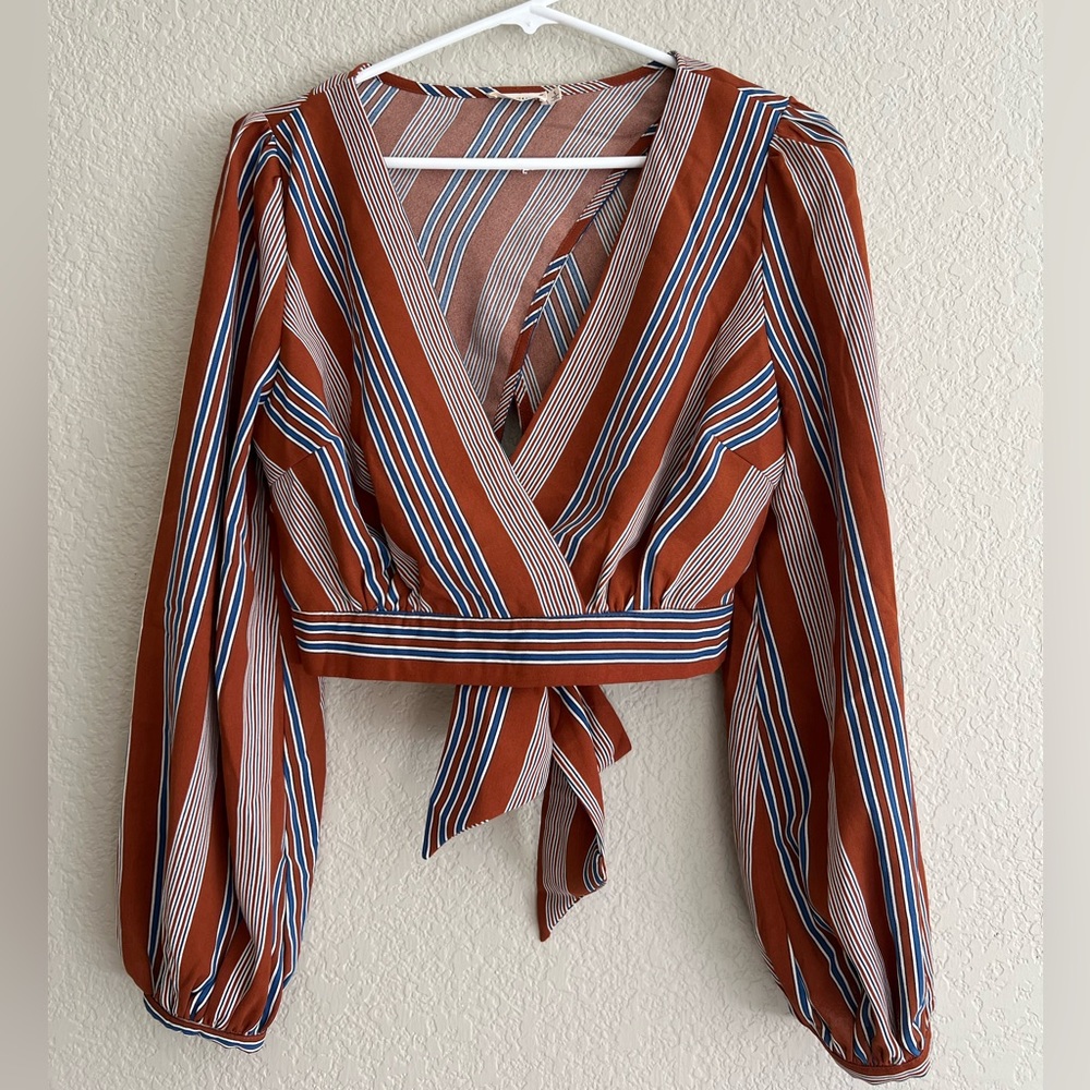 Essue long sleeve crop top (small)